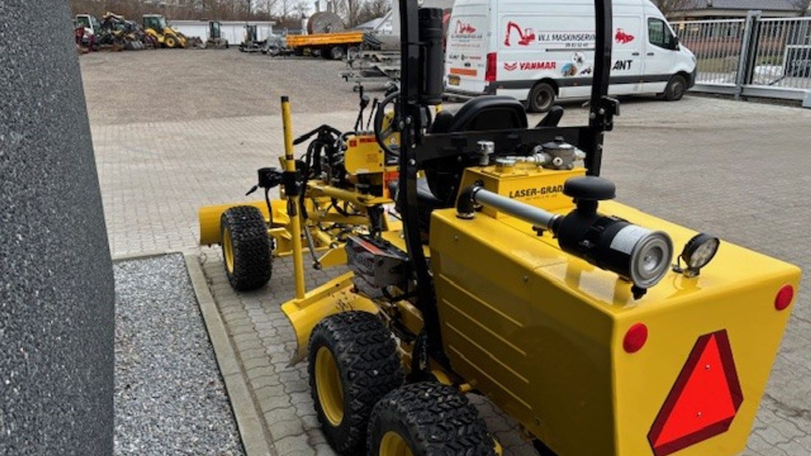 Sonstige Bagger & Lader tip MS Grader 106-6WD, Gebrauchtmaschine in Nørresundby (Poză 2)