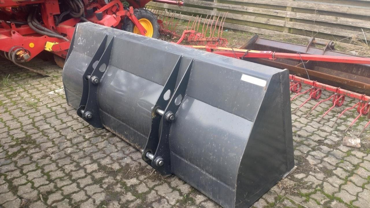 Sonstige Bagger & Lader типа New Holland 220 CM TIL LB, Gebrauchtmaschine в Maribo (Фотография 1)