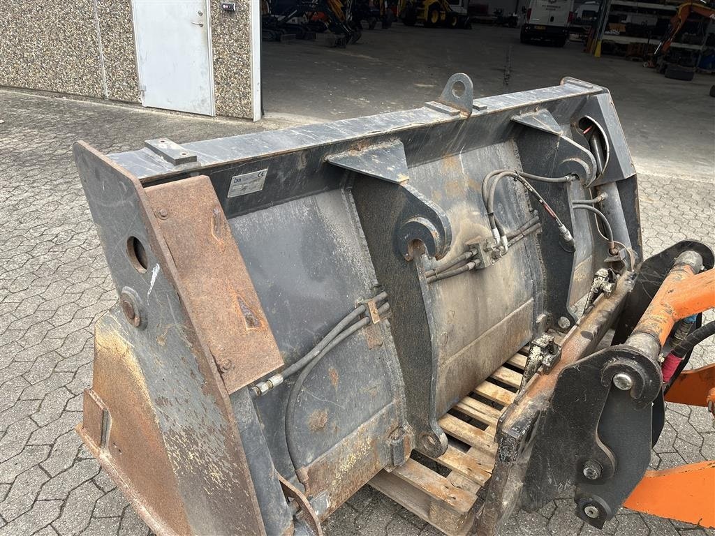 Sonstige Bagger & Lader типа New Holland 4-i-1 skovl MED VOLVO FÆSTE, Gebrauchtmaschine в Havndal (Фотография 3)