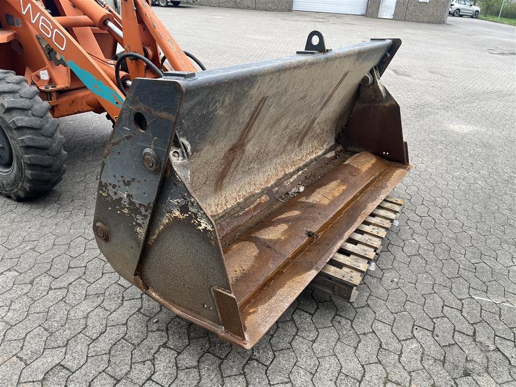 Sonstige Bagger & Lader типа New Holland 4-i-1 skovl MED VOLVO FÆSTE, Gebrauchtmaschine в Havndal (Фотография 2)