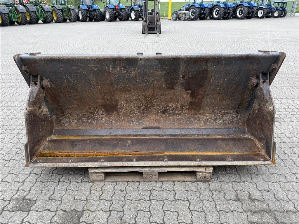 Sonstige Bagger & Lader Türe ait New Holland 4-i-1 skovl, Gebrauchtmaschine içinde Gjerlev J. (resim 3)