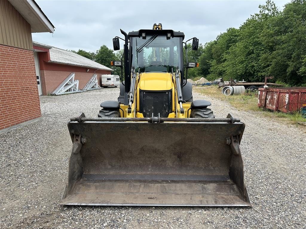 Sonstige Bagger & Lader tip New Holland B110C, Gebrauchtmaschine in Gjerlev J. (Poză 2)