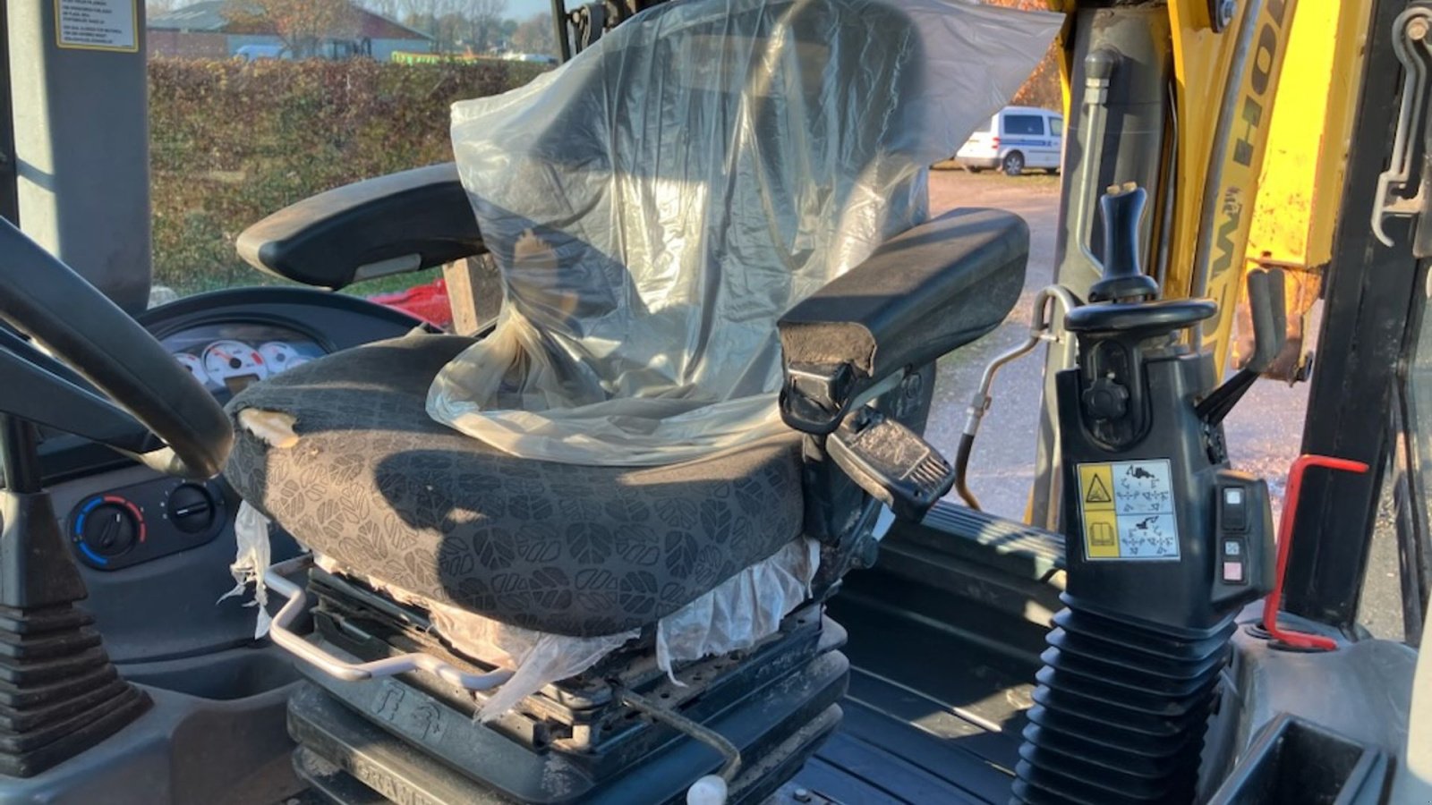 Sonstige Bagger & Lader des Typs New Holland B115C, Gebrauchtmaschine in Aabenraa (Bild 5)