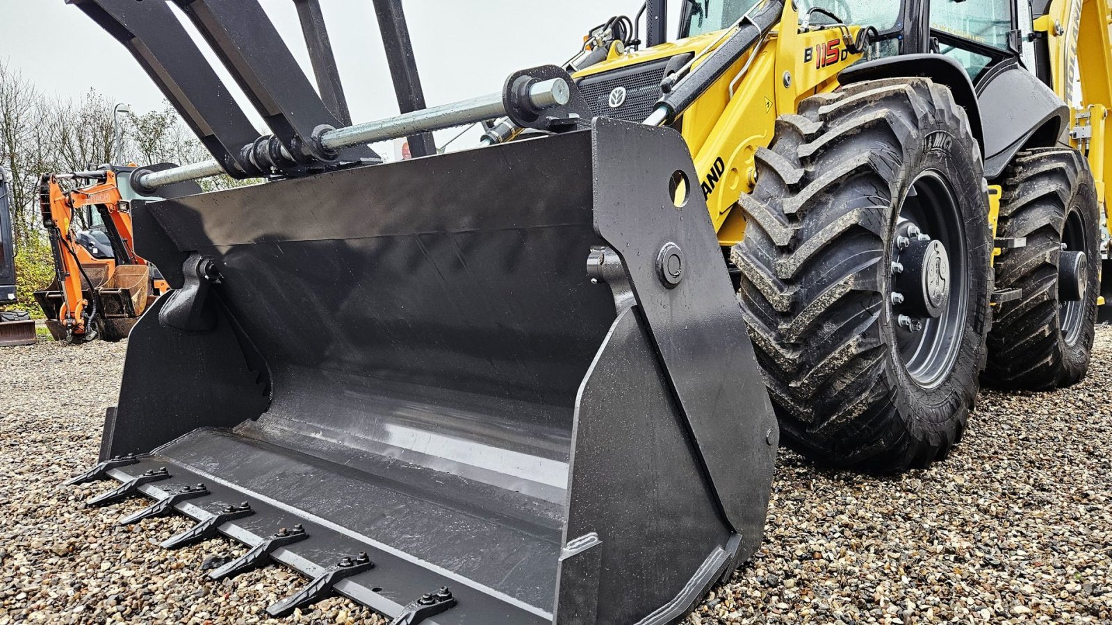 Sonstige Bagger & Lader typu New Holland B115D / FABRIKSNY - 2025 / Compacttilt & skovlsæt / teleskoparm mv., Gebrauchtmaschine v Arden (Obrázek 9)