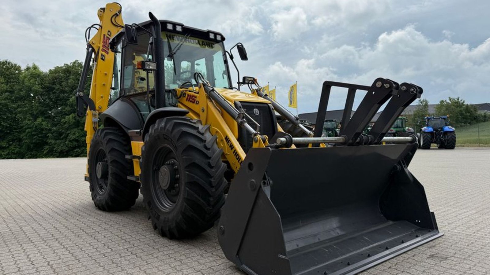 Sonstige Bagger & Lader типа New Holland B115D SS, Gebrauchtmaschine в Gjerlev J. (Фотография 4)