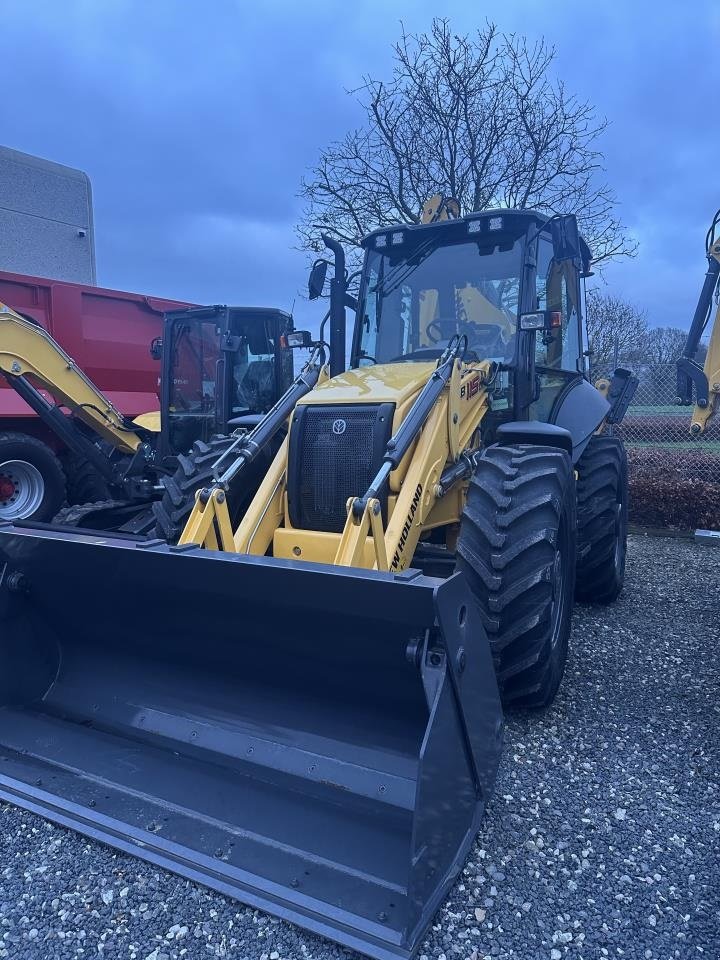 Sonstige Bagger & Lader vrste New Holland B115D TC CP 4WD, Gebrauchtmaschine v Hadsten (Slika 2)