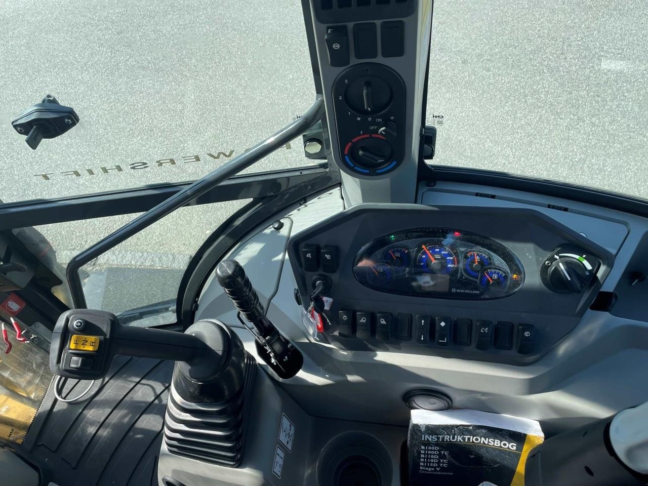 Sonstige Bagger & Lader типа New Holland B115D TC CP 4WD, Gebrauchtmaschine в Middelfart (Фотография 7)