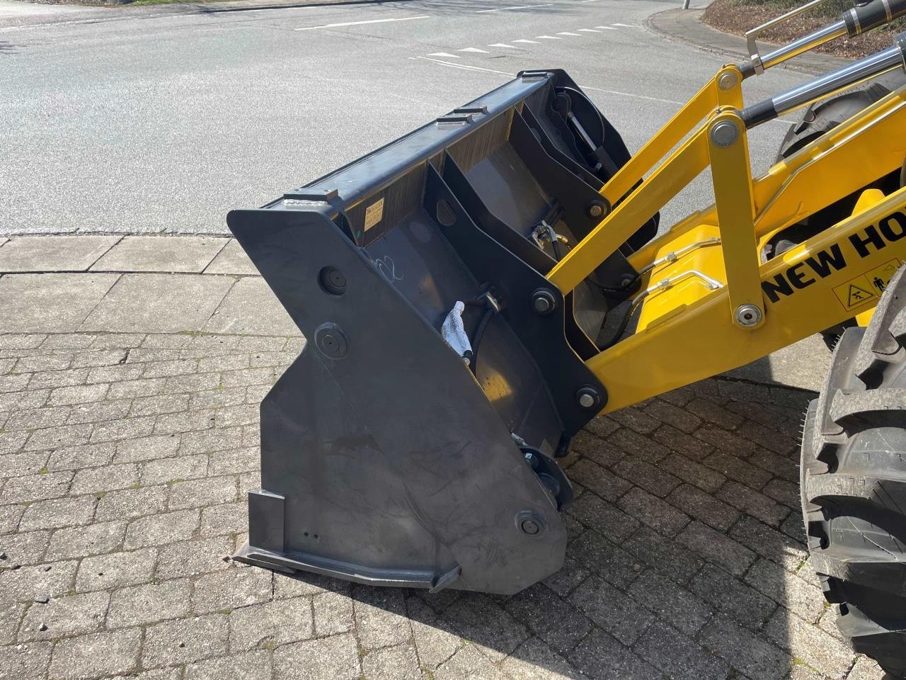 Sonstige Bagger & Lader типа New Holland B115D TC CP 4WD, Gebrauchtmaschine в Middelfart (Фотография 12)