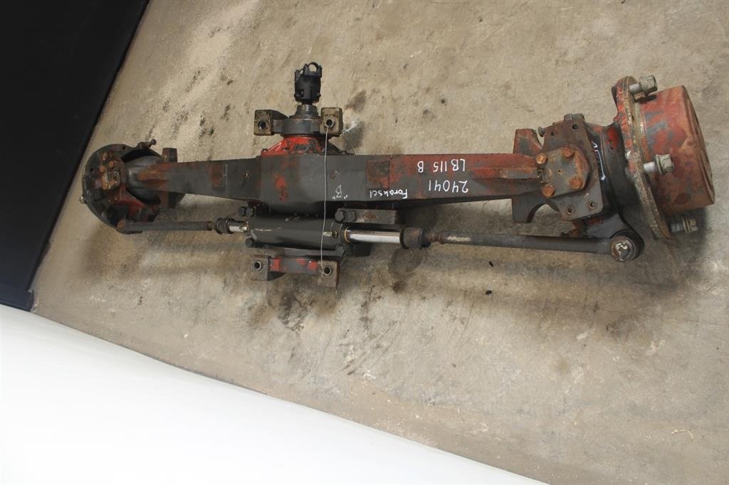 Sonstige Bagger & Lader Türe ait New Holland LB 115 B Foraksel / Front Axle, Gebrauchtmaschine içinde Viborg (resim 4)