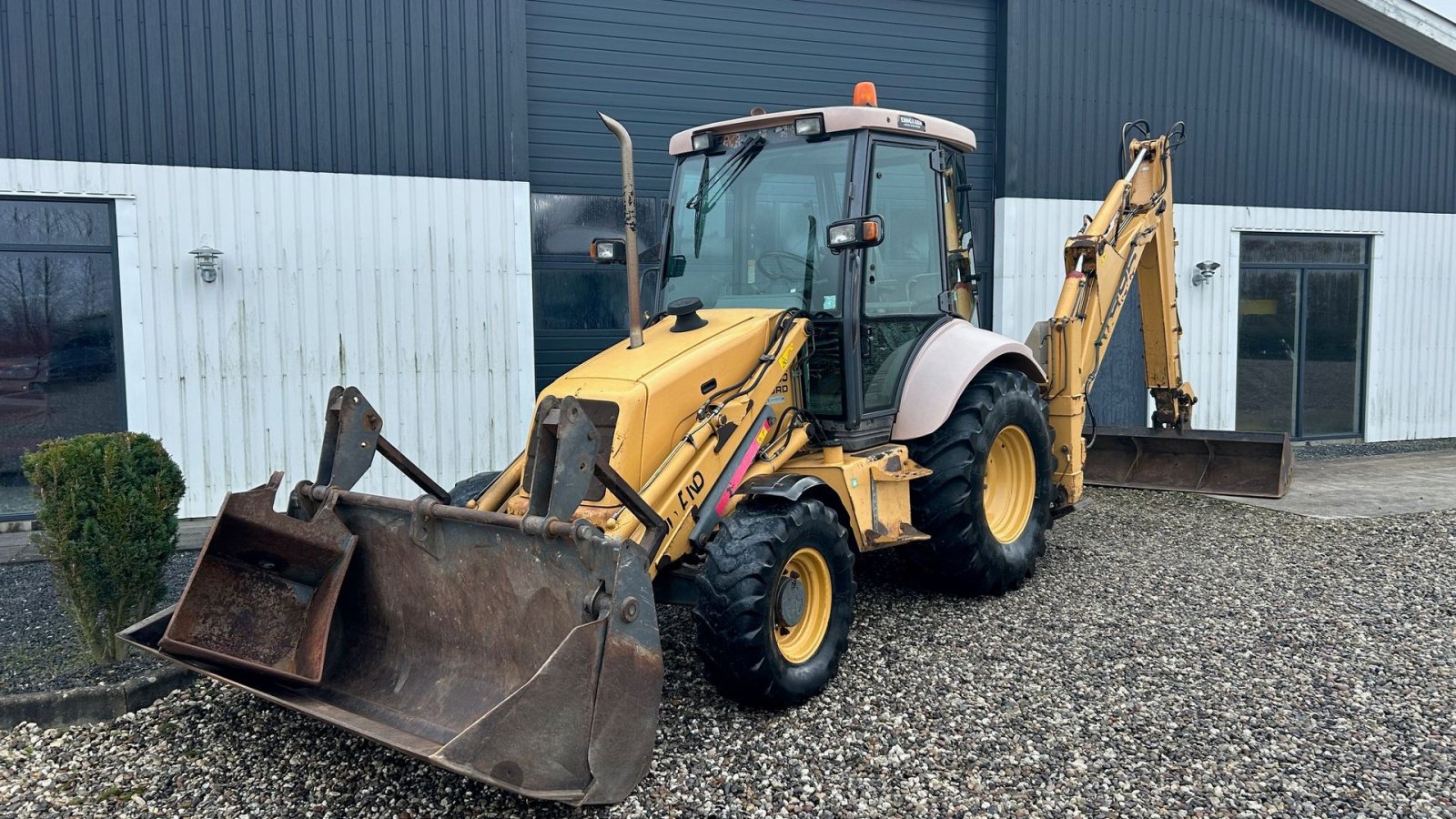Sonstige Bagger & Lader van het type New Holland NH 95 4-PS., Gebrauchtmaschine in Thorsø (Foto 2)