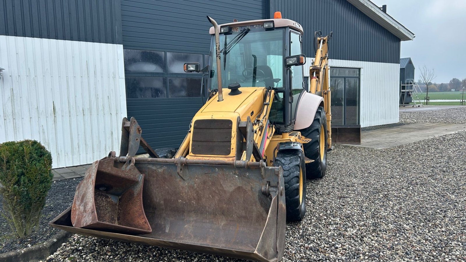 Sonstige Bagger & Lader van het type New Holland NH 95 4-PS., Gebrauchtmaschine in Thorsø (Foto 5)