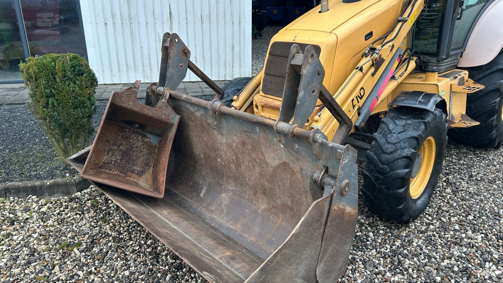 Sonstige Bagger & Lader van het type New Holland NH 95 4-PS., Gebrauchtmaschine in Thorsø (Foto 17)