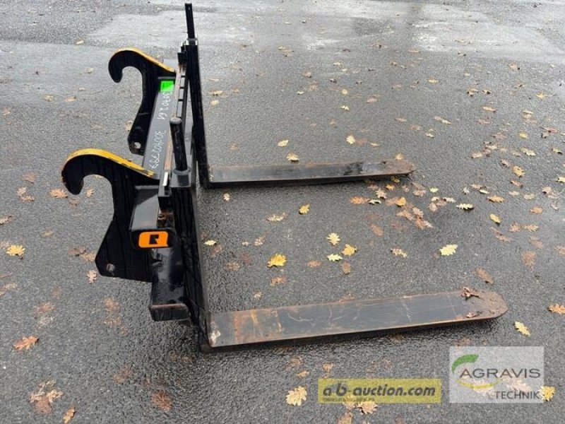 Sonstige Bagger & Lader del tipo Quicke PALETTENGABEL 5000 KG, Neumaschine In Meppen (Immagine 3)