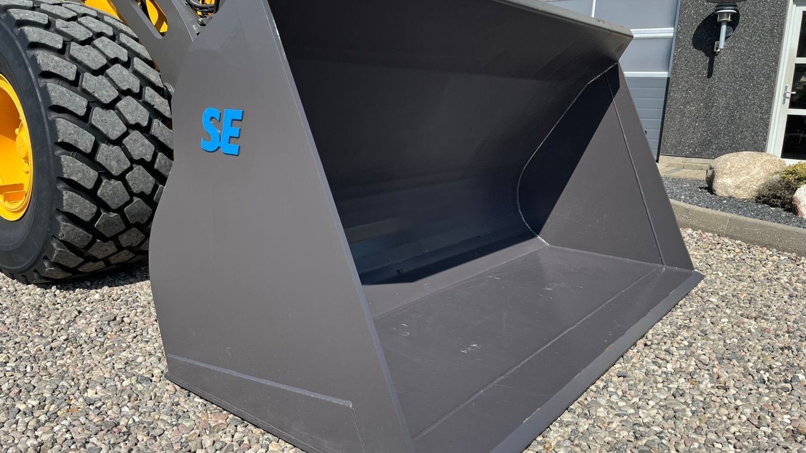 Sonstige Bagger & Lader a típus Sonstige 2,9m3 skovl med Volvo beslag på. Den er 2.75m bred, Gebrauchtmaschine ekkor: Lintrup (Kép 1)