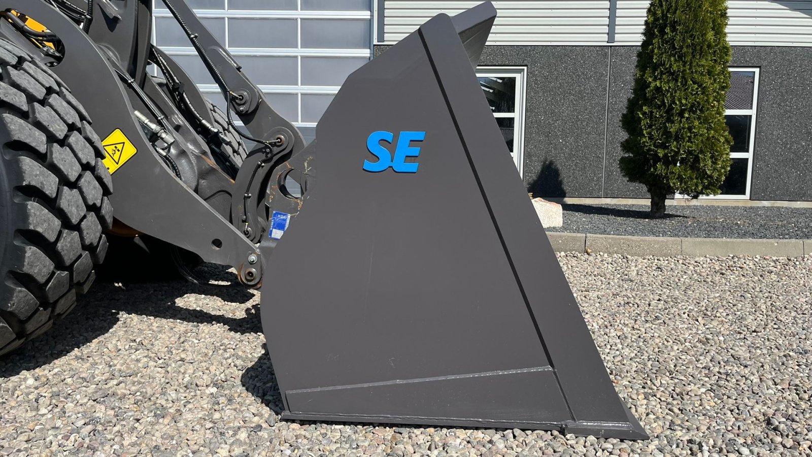 Sonstige Bagger & Lader a típus Sonstige 2,9m3 skovl med Volvo beslag på. Den er 2.75m bred, Gebrauchtmaschine ekkor: Lintrup (Kép 2)