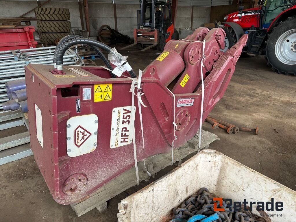 Sonstige Bagger & Lader типа Sonstige Hydraram HFP - 35V Betonsaks Ubrugt., Gebrauchtmaschine в Rødovre (Фотография 1)