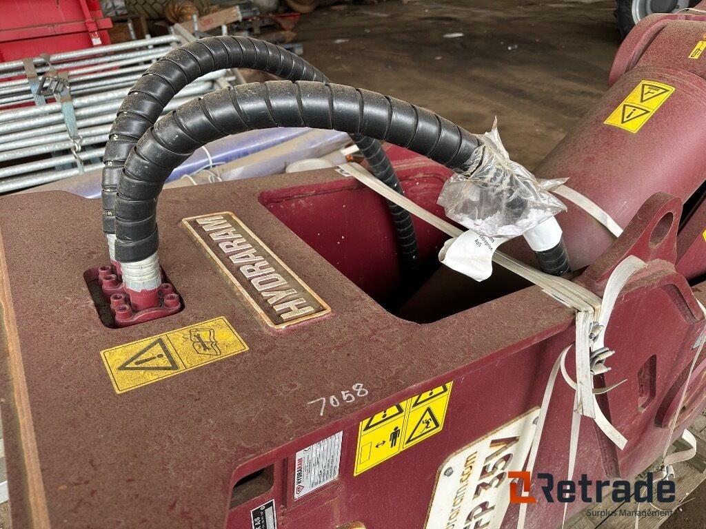 Sonstige Bagger & Lader типа Sonstige Hydraram HFP - 35V Betonsaks Ubrugt., Gebrauchtmaschine в Rødovre (Фотография 4)