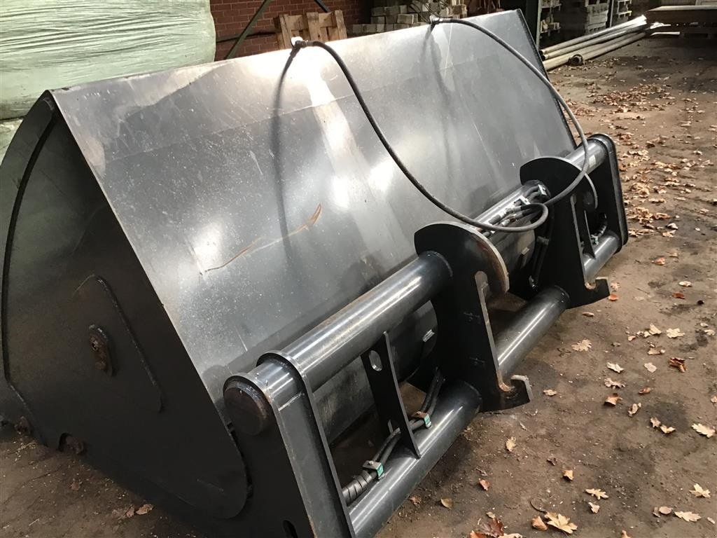 Sonstige Bagger & Lader des Typs Sonstige Intet tech høj tip skovl, Gebrauchtmaschine in Bording (Bild 1)