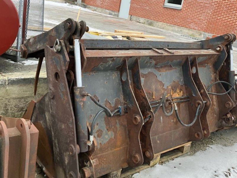 Sonstige Bagger & Lader van het type Sonstige overfaldgreb Overfaldsskovl NH 115, Gebrauchtmaschine in Aabenraa