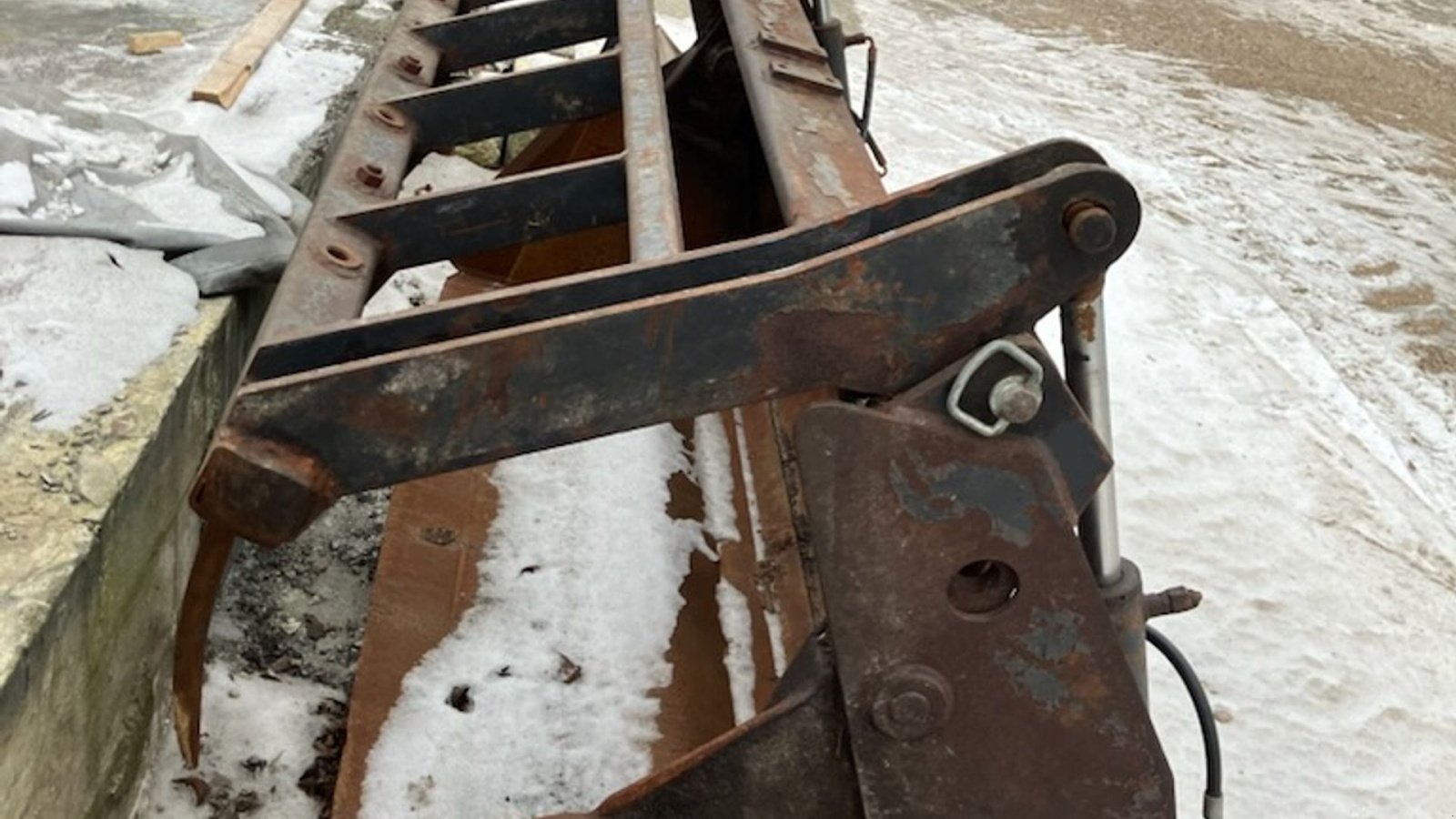 Sonstige Bagger & Lader типа Sonstige overfaldgreb Overfaldsskovl NH 115, Gebrauchtmaschine в Aabenraa (Фотография 2)