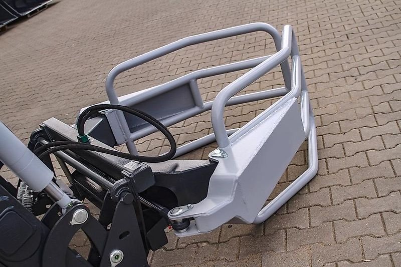 Sonstige Bagger & Lader of the type Sonstige Rundballenzange Ballengreifer Ballenzange Ballengabel Zange, Gebrauchtmaschine in Schmallenberg (Picture 2)