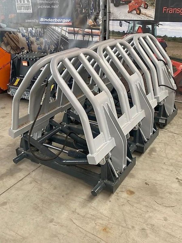 Sonstige Bagger & Lader типа Sonstige Rundballenzange Ballengreifer Ballenzange Ballengabel Zange, Gebrauchtmaschine в Schmallenberg (Фотография 3)