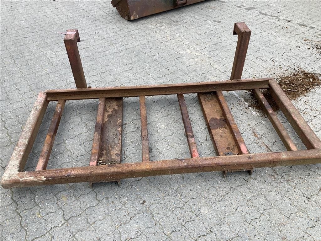 Sonstige Bagger & Lader typu Sonstige Skovlstativ bredde 220 og 100 cm dybde, Gebrauchtmaschine v Roslev (Obrázek 5)