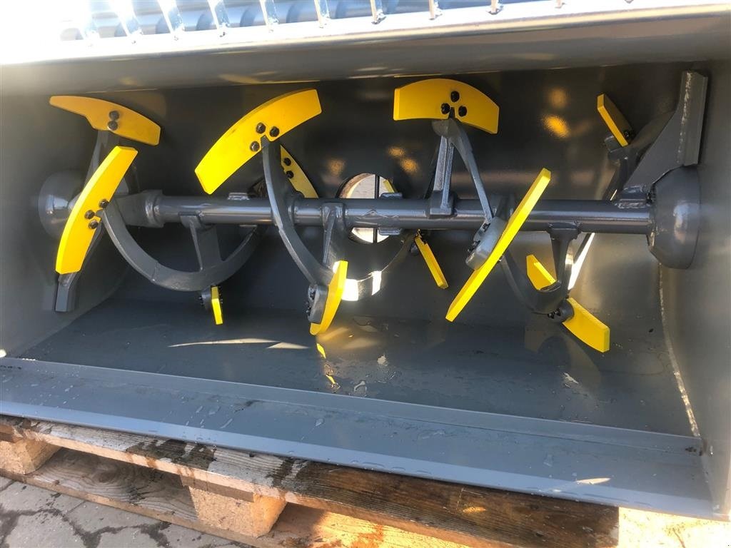 Sonstige Bagger & Lader Türe ait Sonstige UML SL Betonblandeskovl 150-1.100 liter, Gebrauchtmaschine içinde Vrå (resim 4)