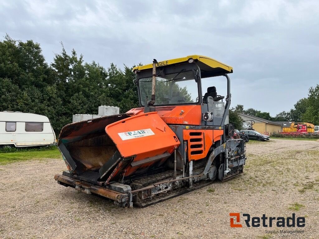 Sonstige Bagger & Lader des Typs Sonstige Vögele SUPER 1800-2, Gebrauchtmaschine in Rødovre (Bild 1)