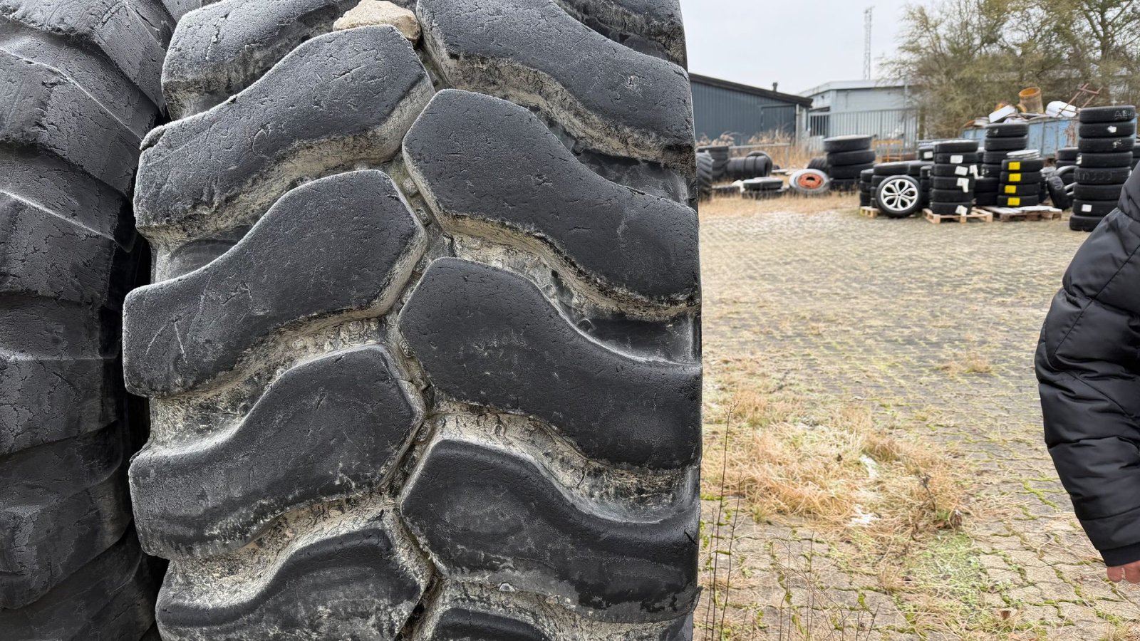 Sonstige Bagger & Lader typu Techking 35/65R33, Gebrauchtmaschine v Brørup (Obrázek 3)