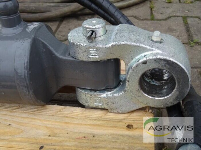 Sonstige Bagger & Lader Türe ait Valtra VALTRA OBERLENKER HYDR. KAT.3, Gebrauchtmaschine içinde Bardowick (resim 4)