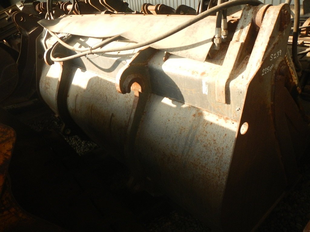 Sonstige Bagger & Lader des Typs Volvo Skovl med overfald 225cm - S239, Gebrauchtmaschine in Aabenraa (Bild 4)