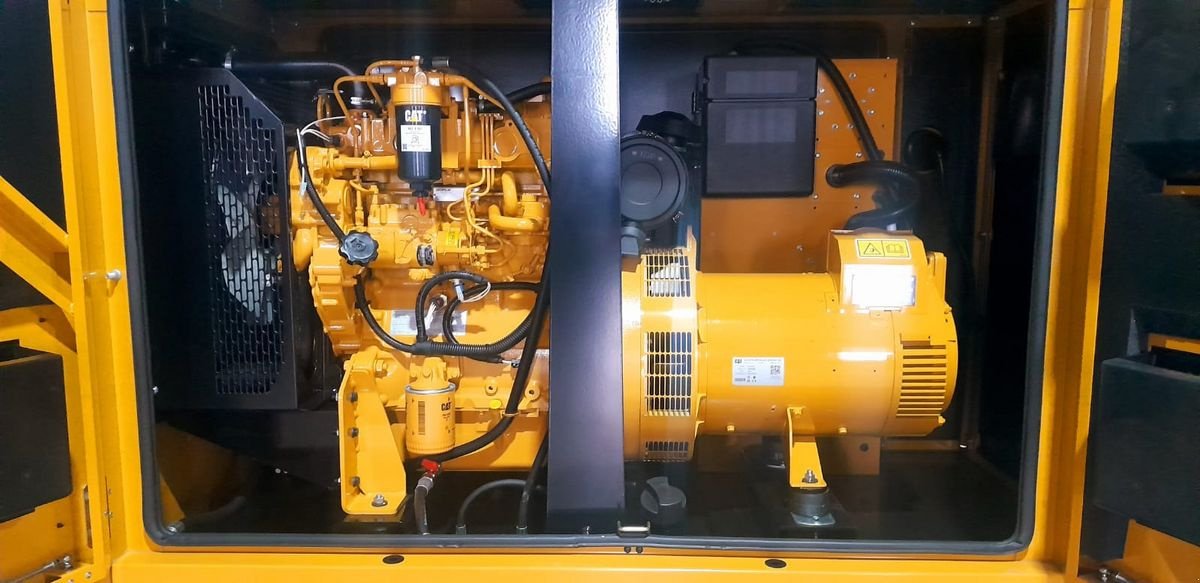 Sonstige Baumaschinen-Kleingeräte типа CAT Notstromaggregat 50KVA, Gebrauchtmaschine в Wolfsbach (Фотография 3)