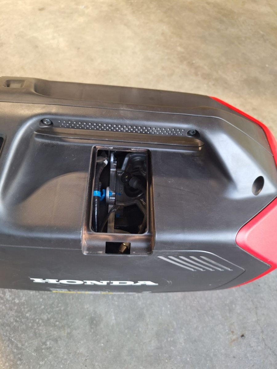 Sonstige Baumaschinen-Kleingeräte типа Honda EU 32i, Gebrauchtmaschine в Villach (Фотография 4)