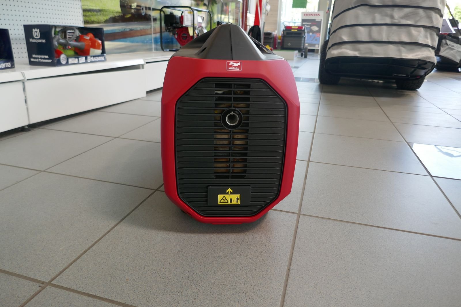 Sonstige Baumaschinen-Kleingeräte του τύπου Honda EU 32i, Gebrauchtmaschine σε Villach (Φωτογραφία 4)