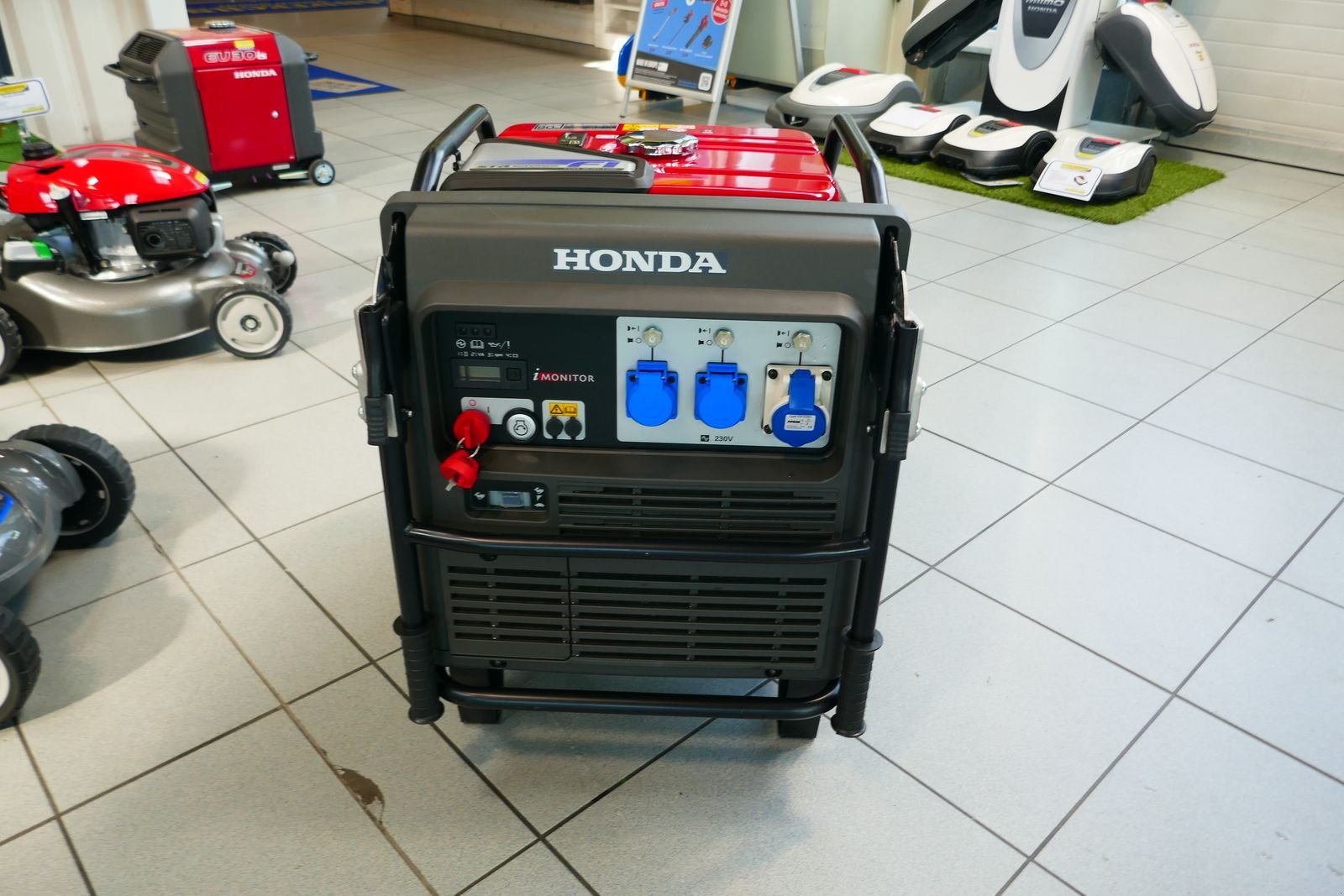 Sonstige Baumaschinen-Kleingeräte Türe ait Honda EU 70is, Gebrauchtmaschine içinde Villach (resim 2)