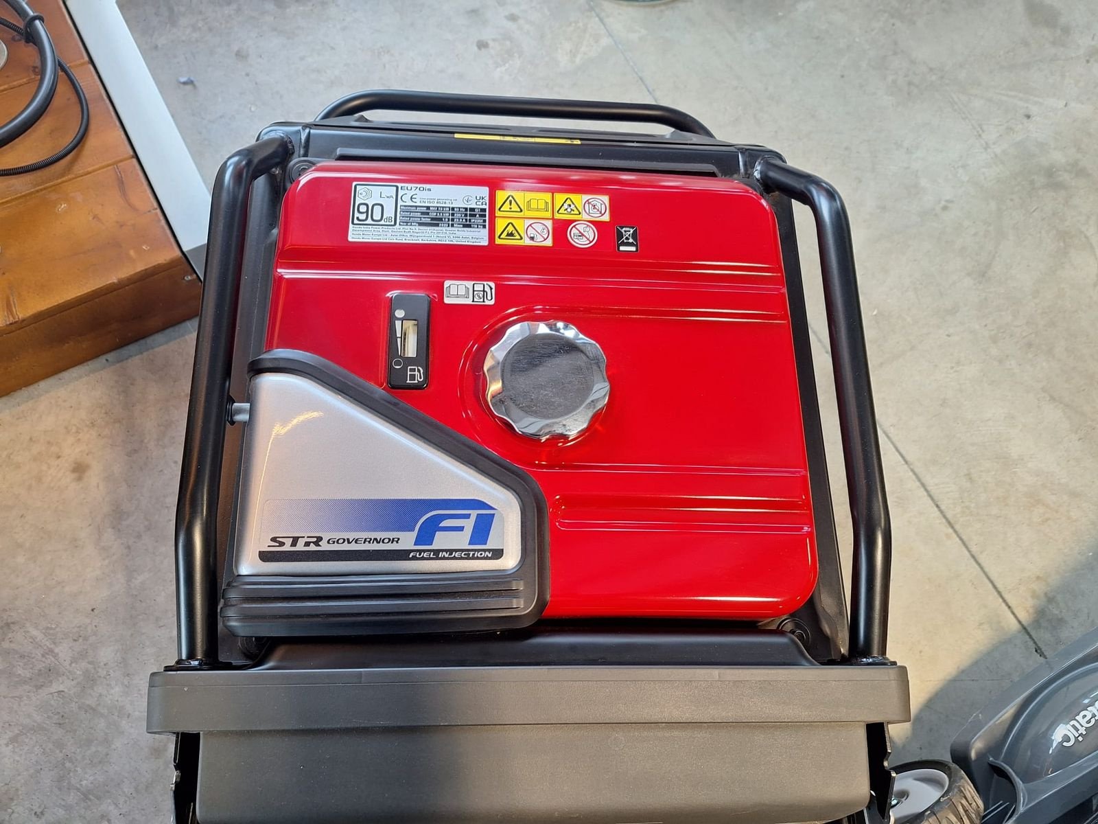 Sonstige Baumaschinen-Kleingeräte typu Honda EU 70iS, Gebrauchtmaschine v Villach (Obrázek 6)