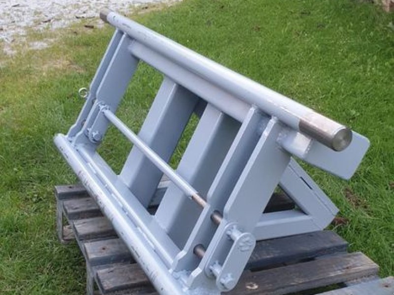 Sonstige Baumaschinen-Kleingeräte des Typs Sonstige Adapter Bagger-Euroaufnahme, Neumaschine in Berndorf (Bild 1)