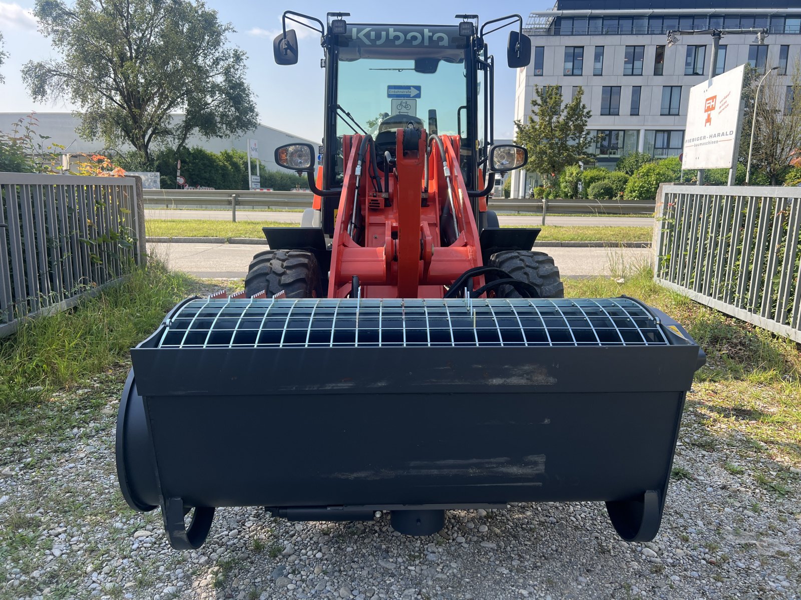 Sonstige Baumaschinen-Kleingeräte des Typs Sonstige Betonmischschaufel BM 400 mit mittiger und seitlicher Entladung, Neumaschine in Garching  (Bild 9)