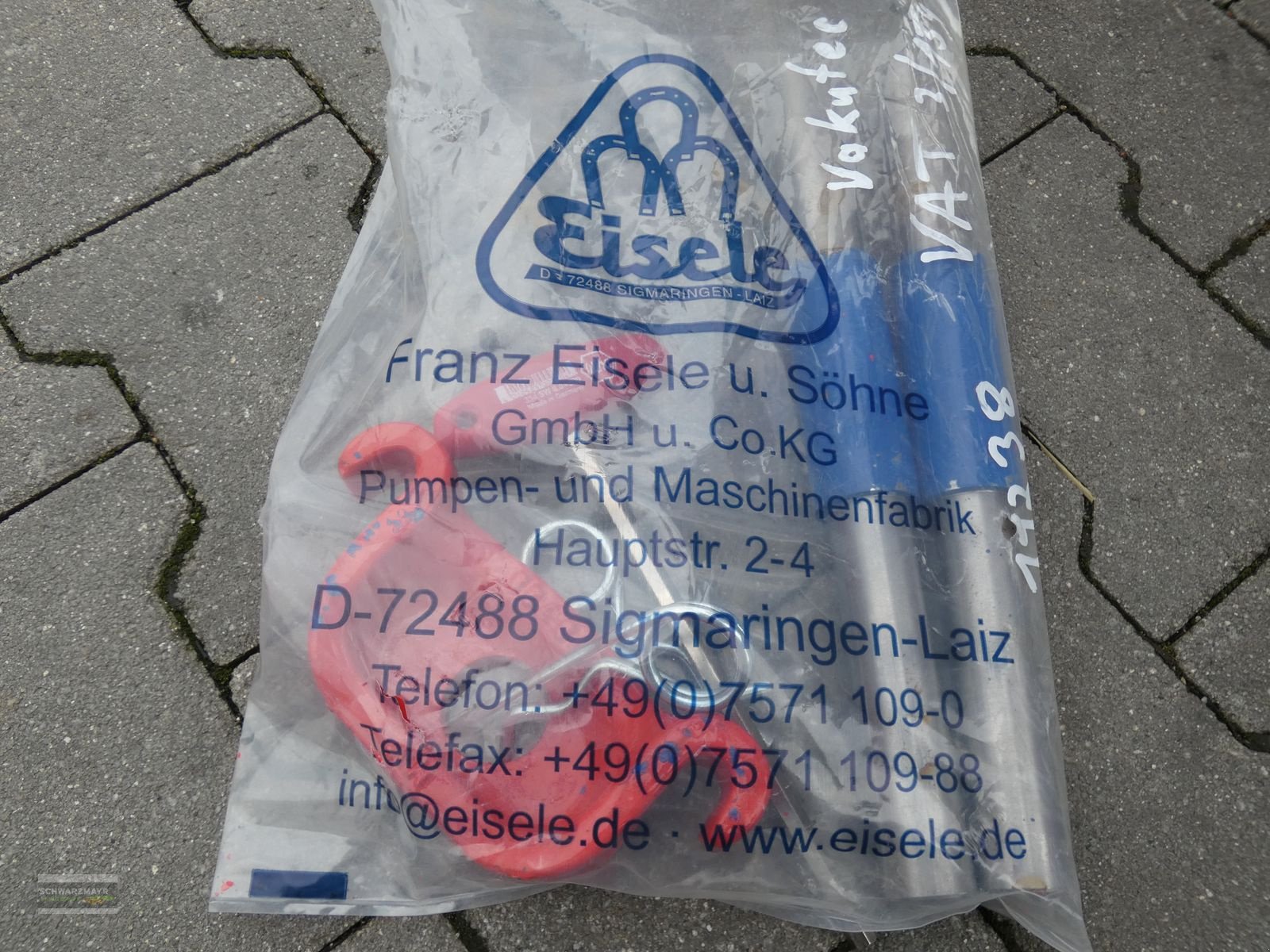 Sonstige Beregnungstechnik of the type Vakutec VaT 3/154S Tauchmotorpumpe, Neumaschine in Aurolzmünster (Picture 20)