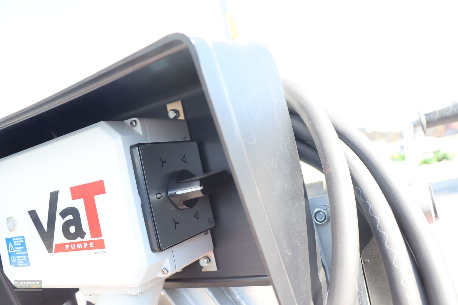 Sonstige Beregnungstechnik of the type Vakutec VaT 4/154S Tauchmotorpumpe, Neumaschine in Aurolzmünster (Picture 5)