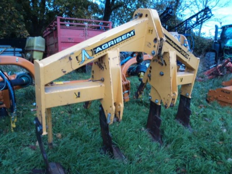 Sonstige Bodenbearbeitungsgeräte van het type Agrisem COMBIPLOW 32 S, Gebrauchtmaschine in MOULLE (Foto 3)