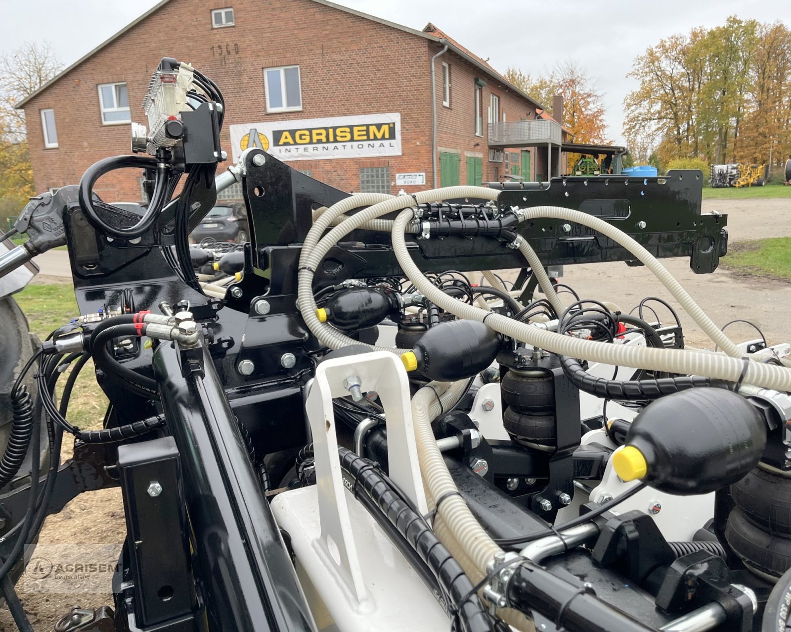Sonstige Bodenbearbeitungsgeräte of the type Agrisem Stripcat II, Neumaschine in Römstedt (Picture 16)
