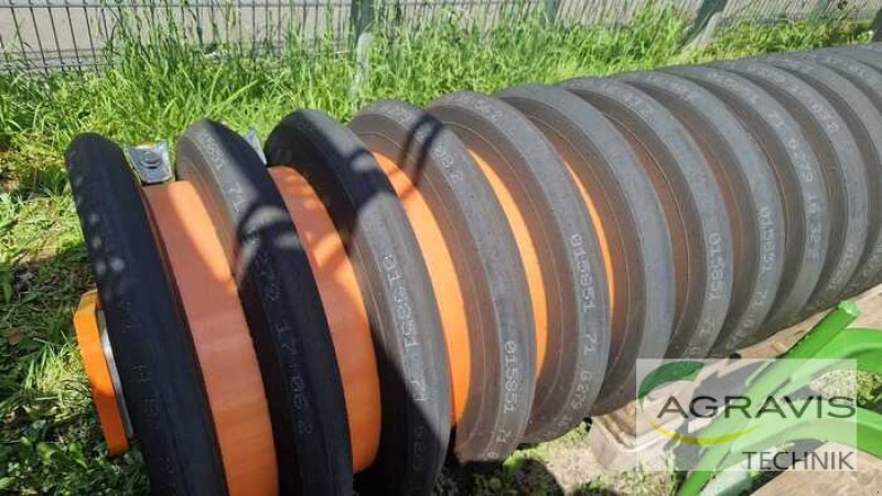 Sonstige Bodenbearbeitungsgeräte des Typs Amazone KEILRINGWALZE KW 302, Neumaschine in Beelen (Bild 2)