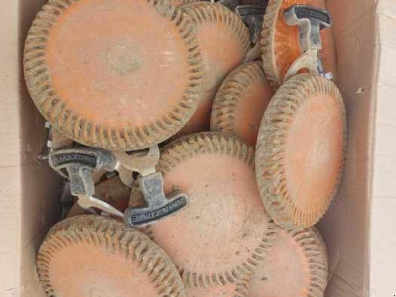 Sonstige Bodenbearbeitungsgeräte a típus Amazone ZUBEHÖR DRILLMASCH., Gebrauchtmaschine ekkor: Gyhum-Nartum (Kép 1)