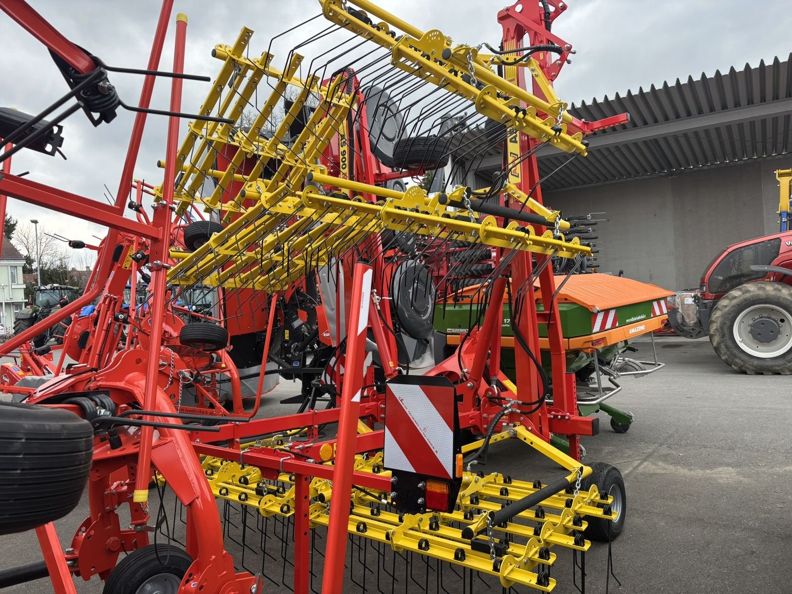 Sonstige Bodenbearbeitungsgeräte typu APV AS 900 M1 Scherenklappung, Neumaschine v Göpfritz (Obrázek 4)