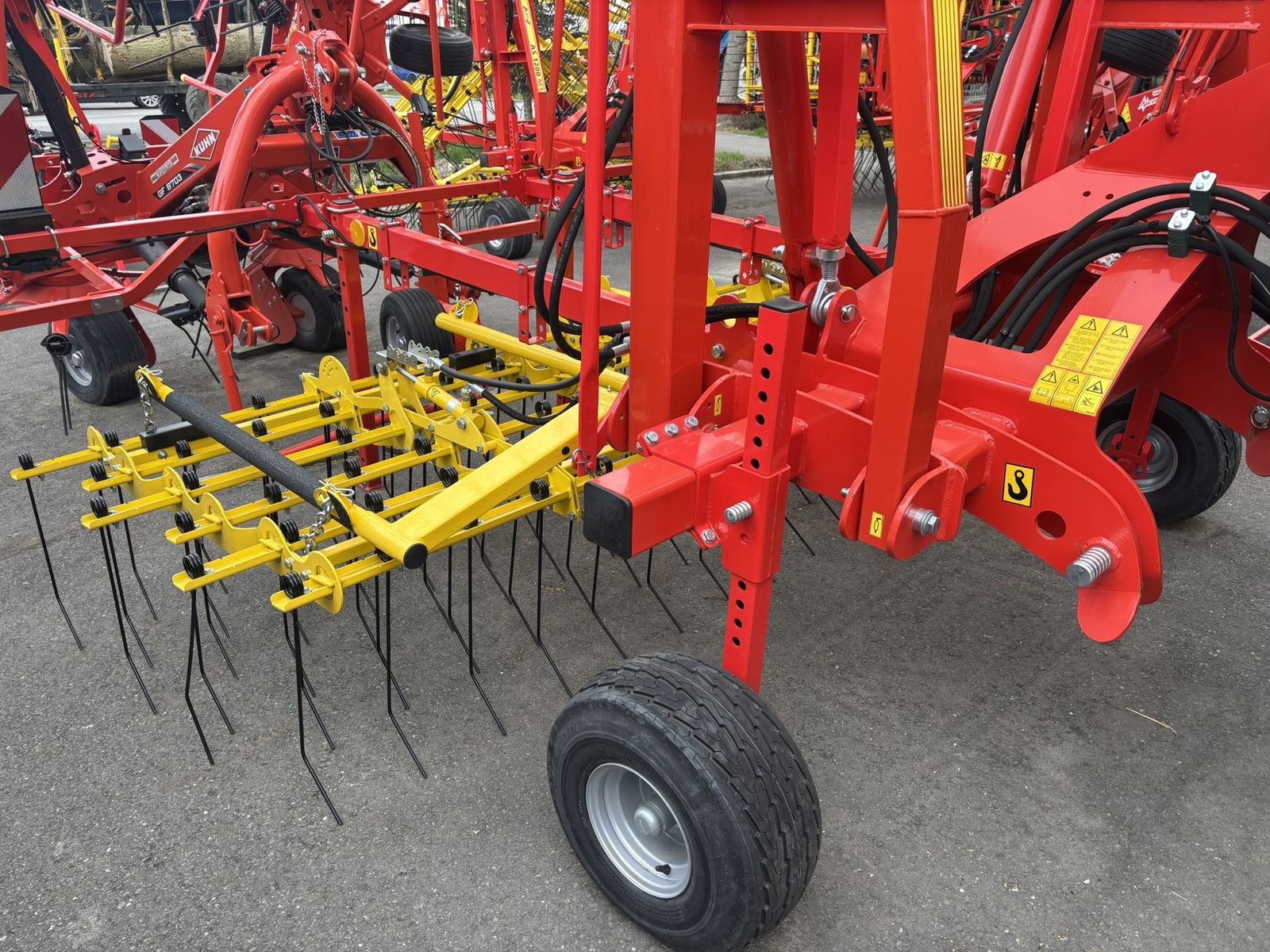 Sonstige Bodenbearbeitungsgeräte typu APV AS 900 M1 Scherenklappung, Neumaschine v Göpfritz (Obrázek 3)