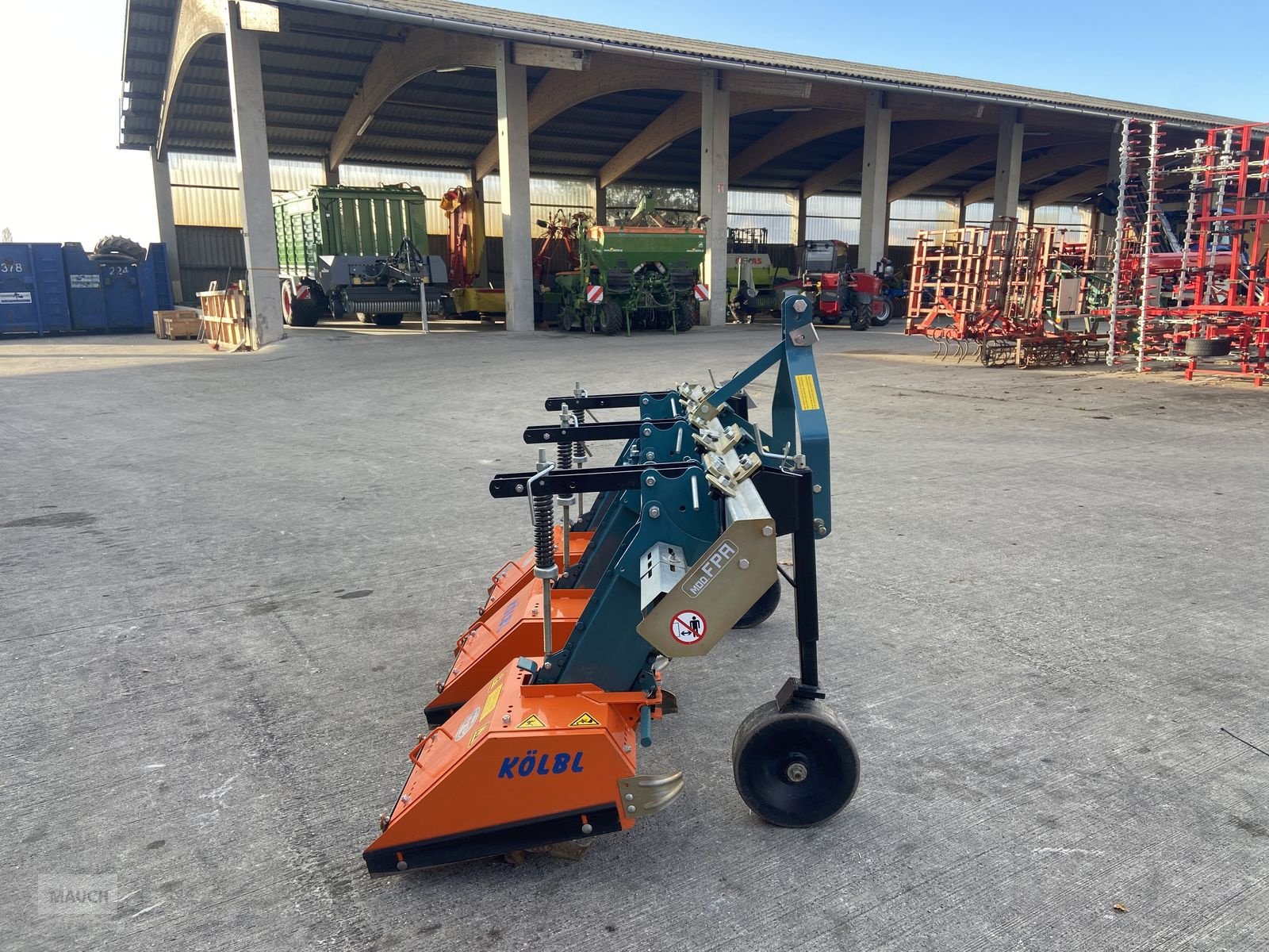 Sonstige Bodenbearbeitungsgeräte Türe ait COMEB Reihenfräse 3-reihig, Gebrauchtmaschine içinde Burgkirchen (resim 4)