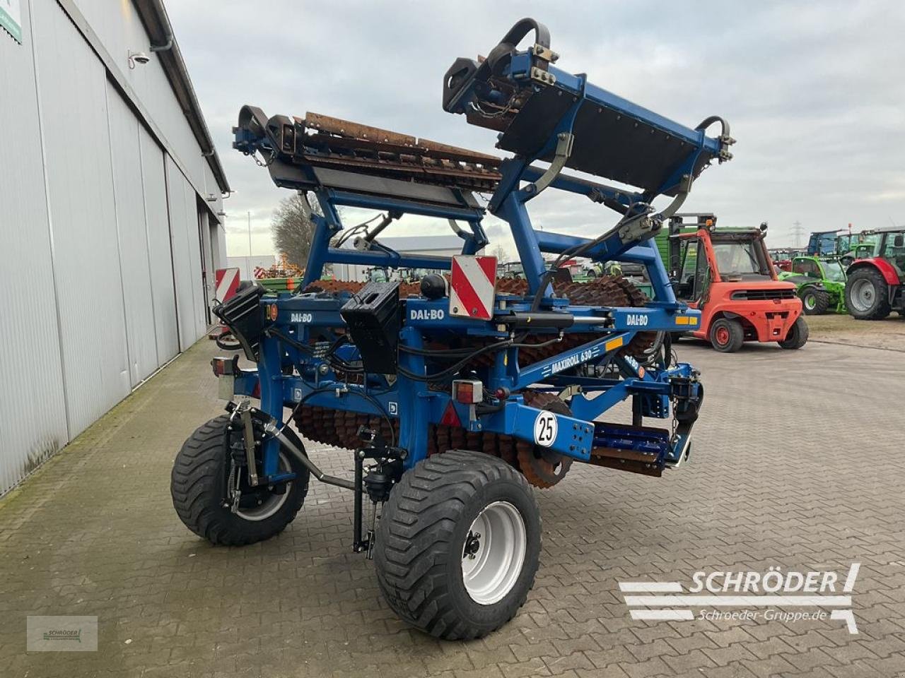 Sonstige Bodenbearbeitungsgeräte des Typs Dalbo MAXIROLL 630 + MESSERWALZEN, Gebrauchtmaschine in Wildeshausen (Bild 3)