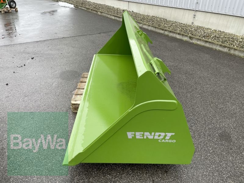 Sonstige Bodenbearbeitungsgeräte del tipo Fendt UNIVERSALSCHAUFEL 2400, Gebrauchtmaschine In Bamberg (Immagine 3)